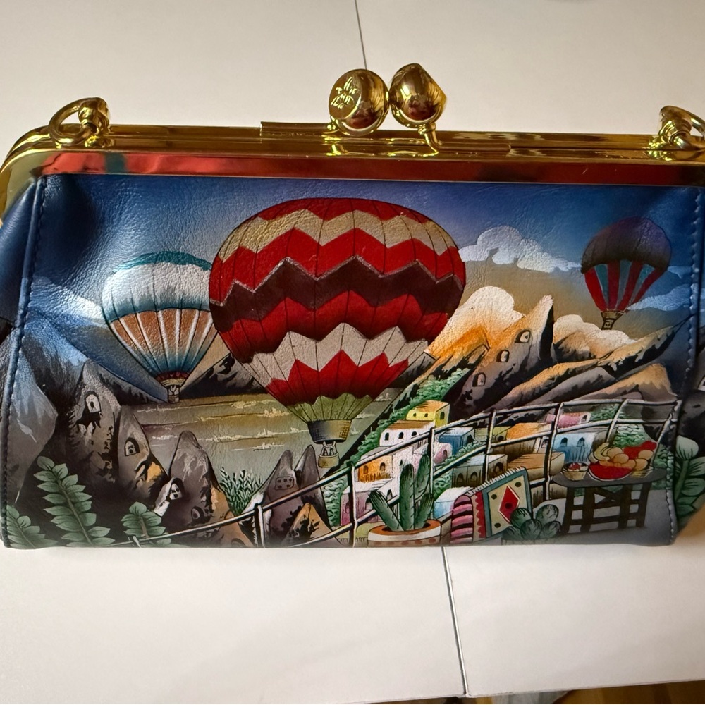 Anushka Colorful Hot Air Balloon Clutch